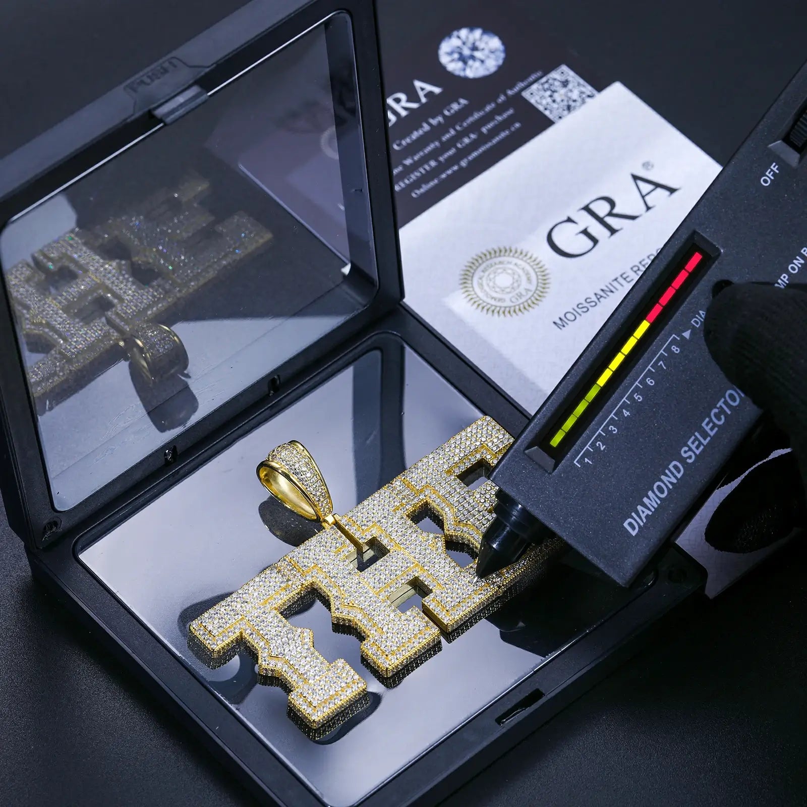 Gold 925 sterling silver moissanite custom spine letter name pendant with diamond tester & GRA certificate — certified moissanite, 925 silver quality, personalized hip-hop pendant