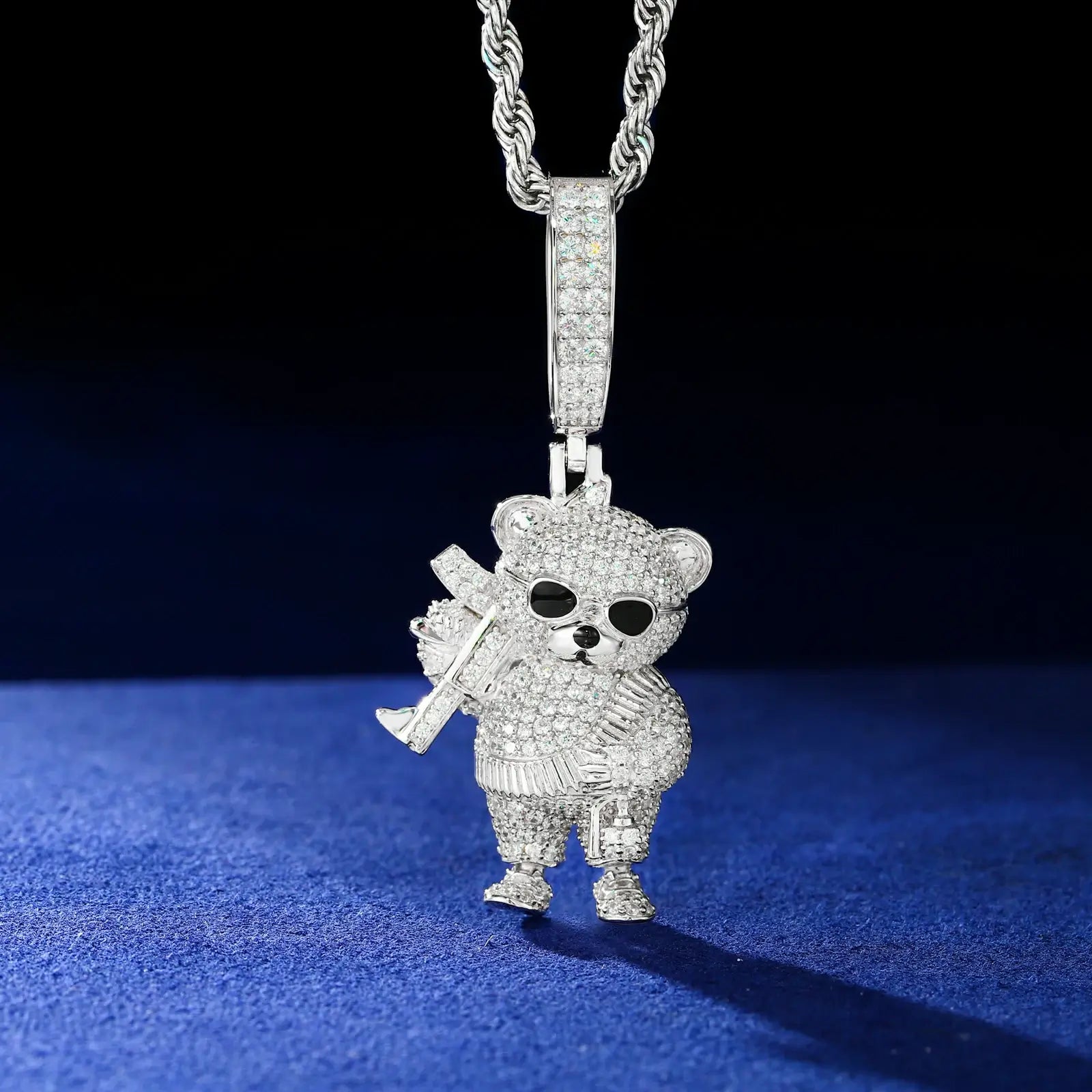 S925 Moissanite Armed Little Bear Pendant