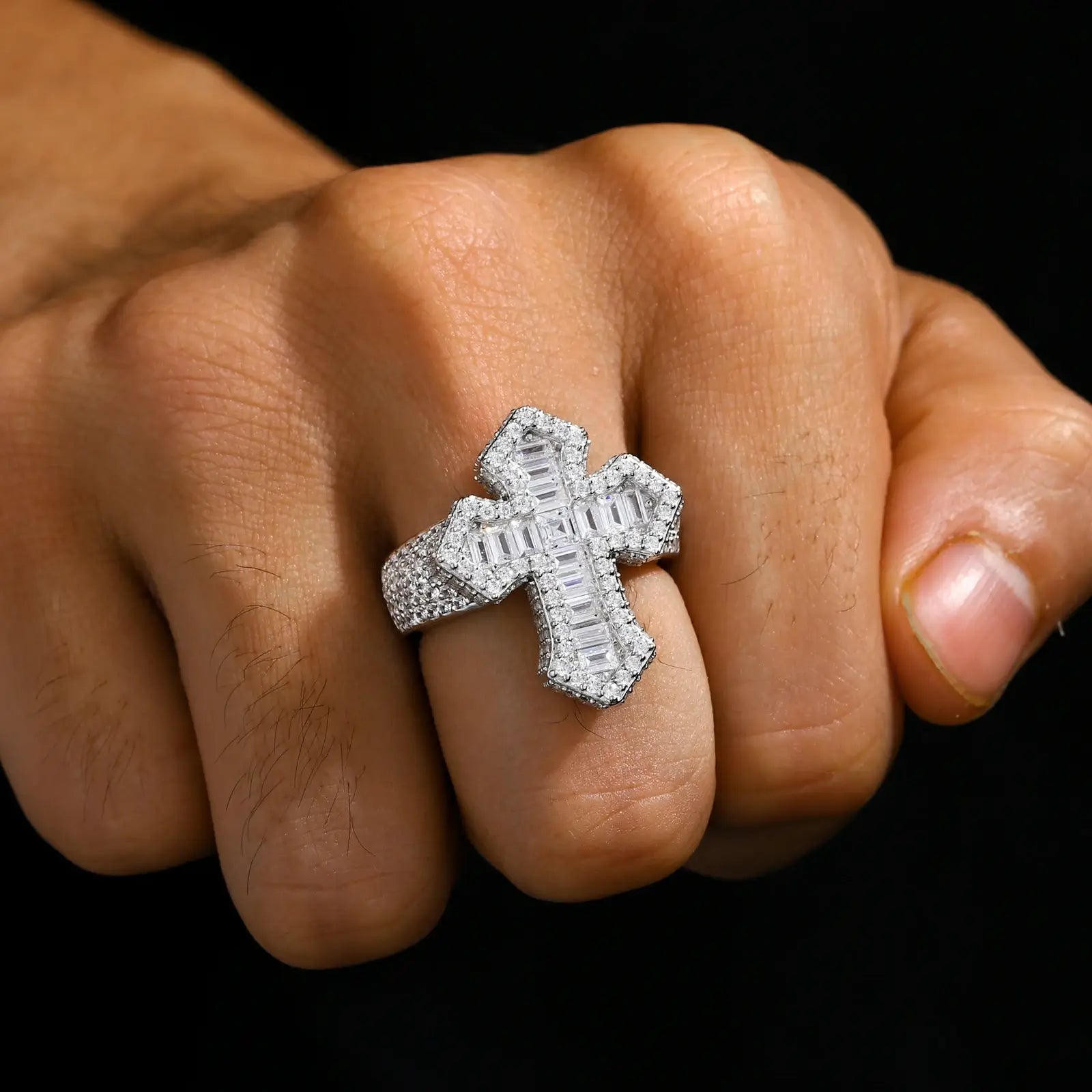 S925 Baguette Moissanite Iris Cross Ring