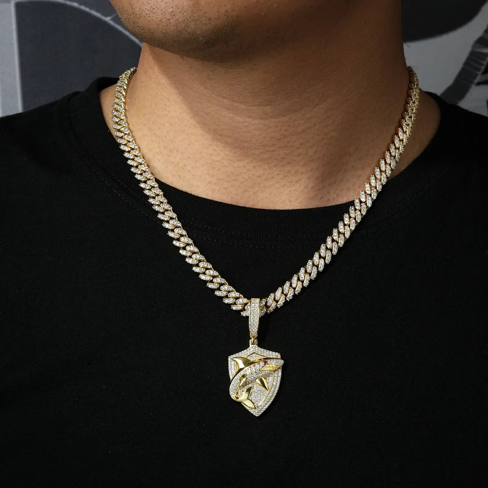 S925 Moissanite Shark Shield Pendant