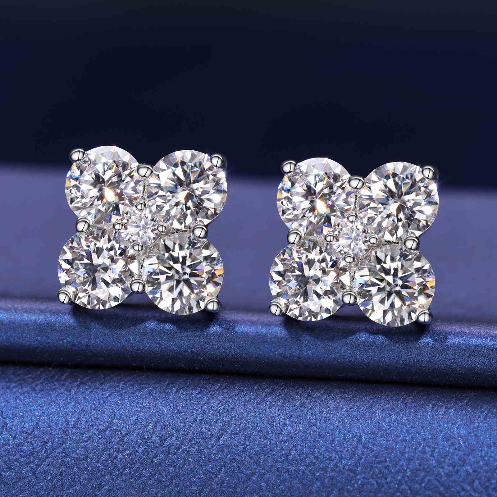 2.47CT S925 Moissanite Four Leaf Clover Stud Earrings