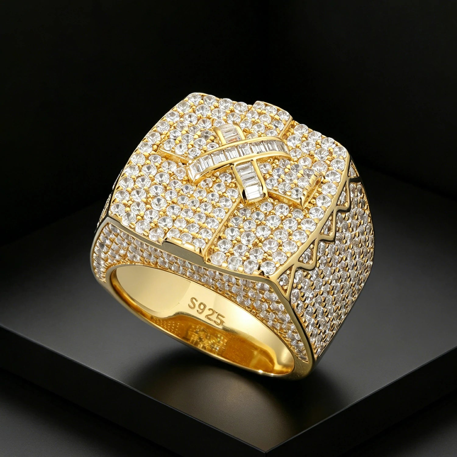 S925 Moisanite Cross Signet Ring