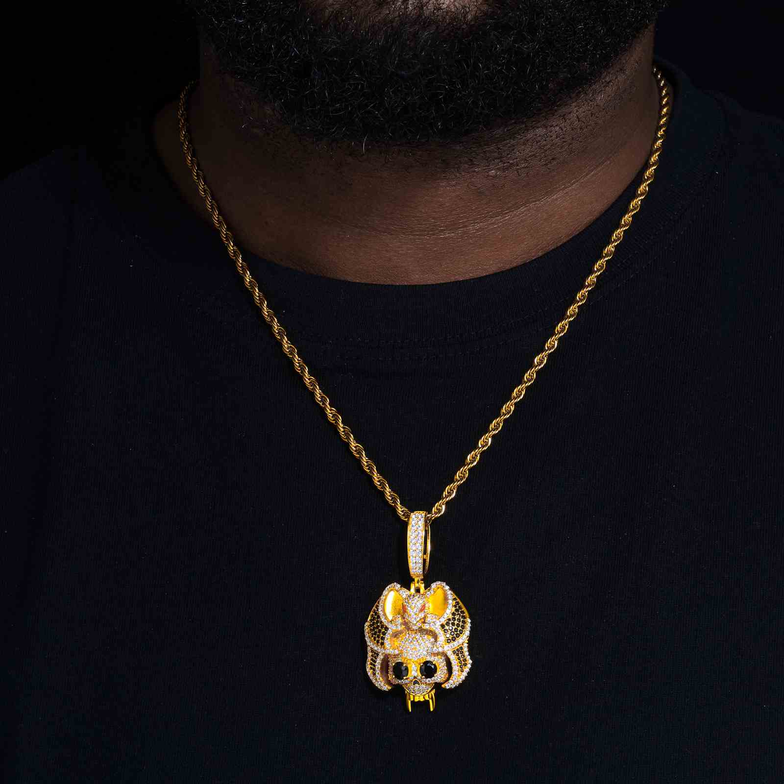 gold skull pendant