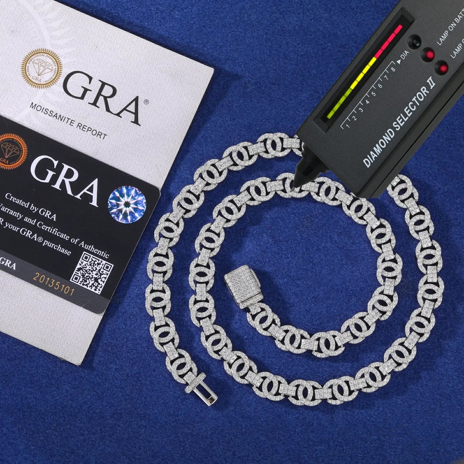 GRA certificate authenticating S925 moissanite stones - scientific refraction test (RI 2.65) for white gold plated Chanel link chain