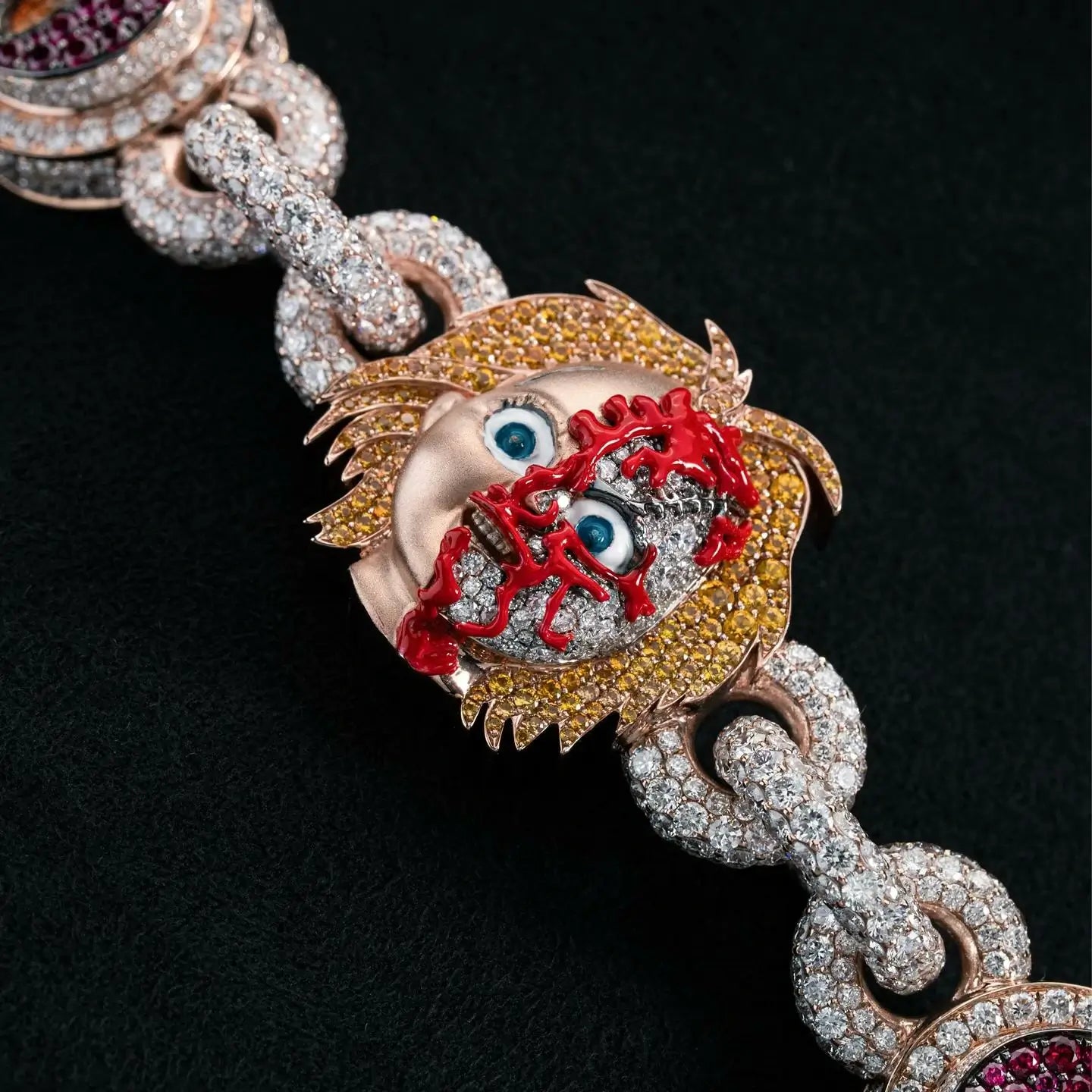 close-up iced put diamond chucky chain