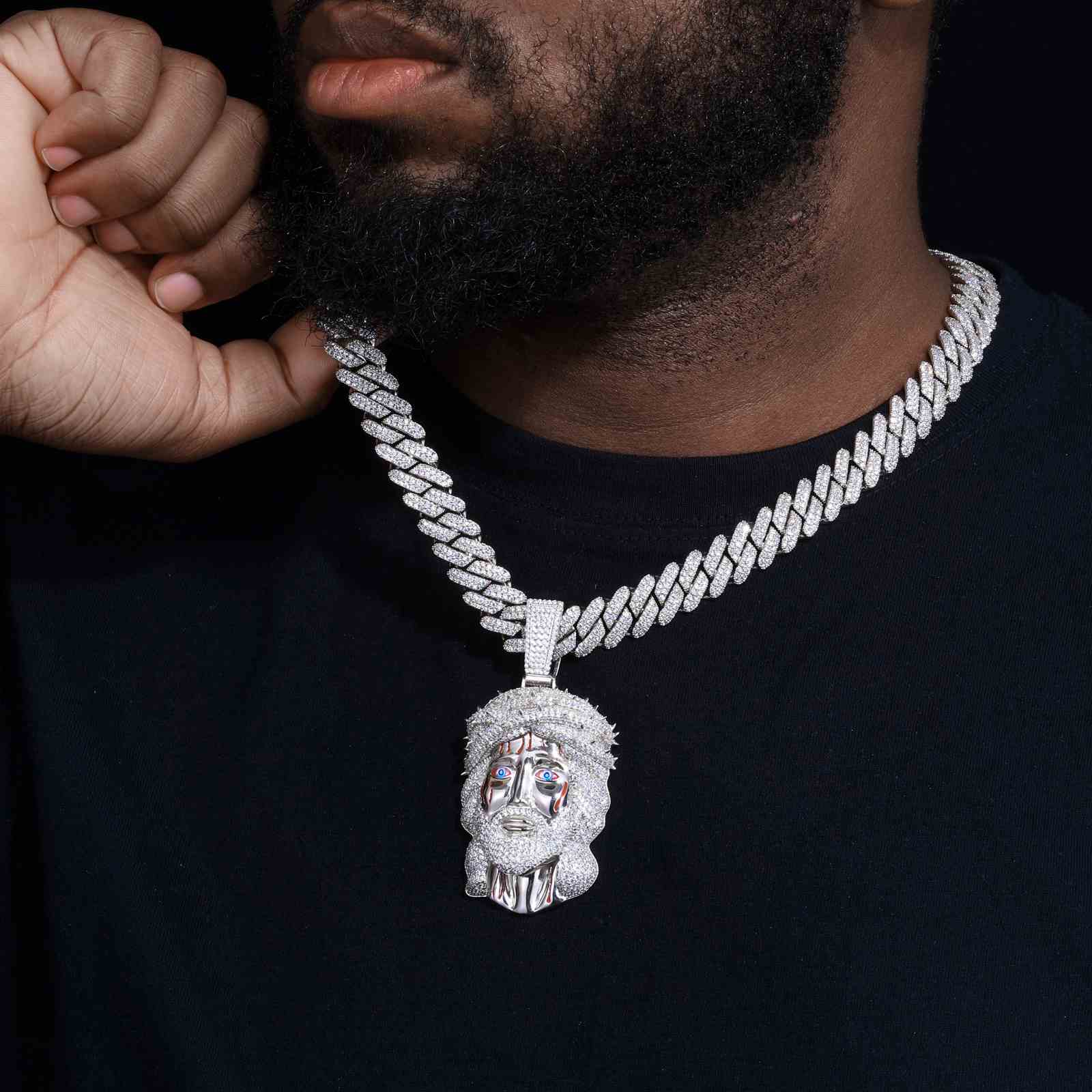 jesus chain pendant