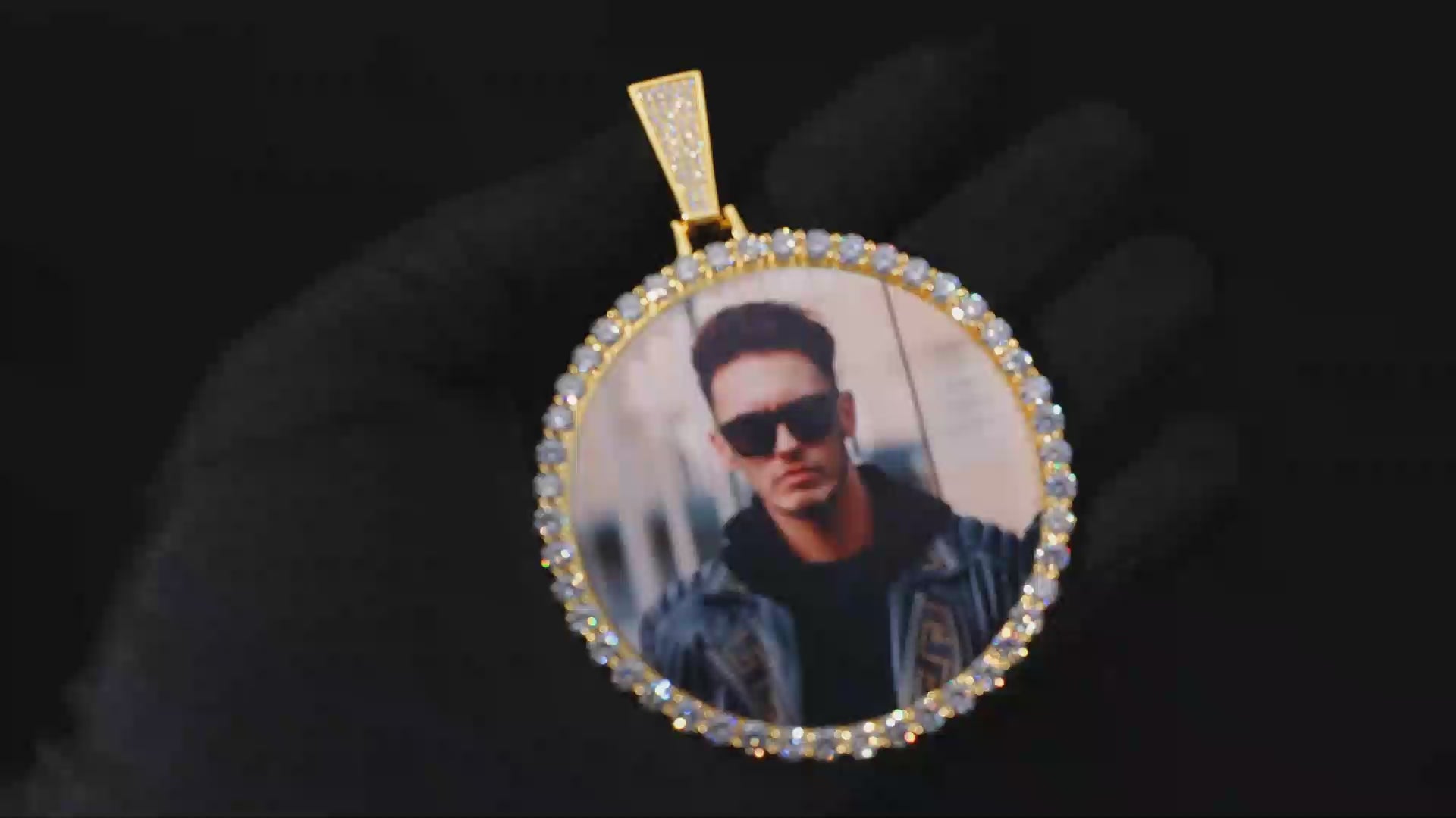 68mm Round Custom Photo Pendant