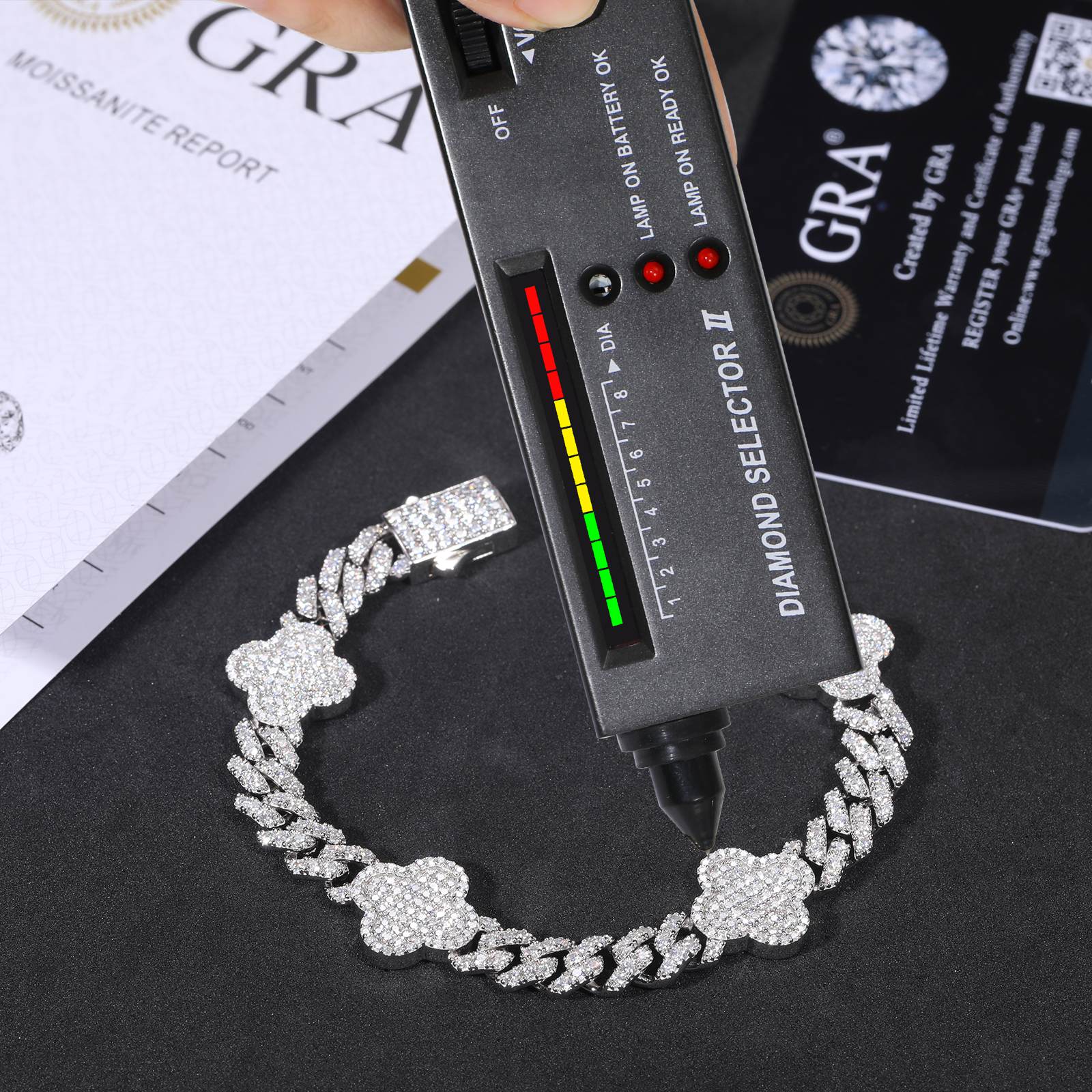 the-four-leaf-clover-bracelet-pass-the-diamond-tester